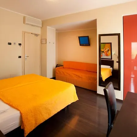 Smeralda فندق 3*