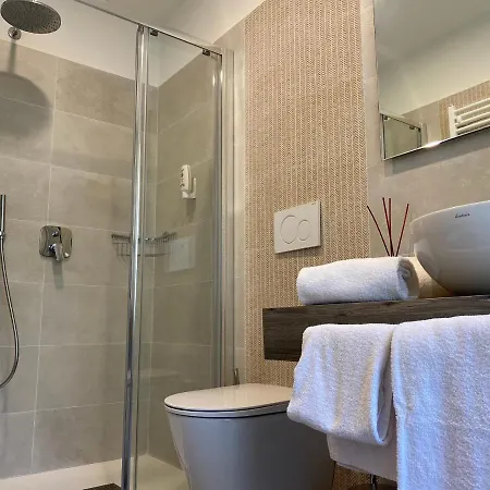 Smeralda 3* مالتشيزينيه