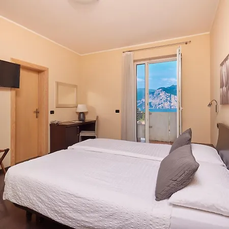 فندق Smeralda مالتشيزينيه