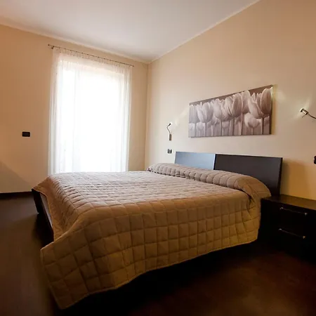 Smeralda مالتشيزينيه