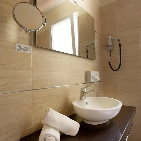 Smeralda 3* مالتشيزينيه