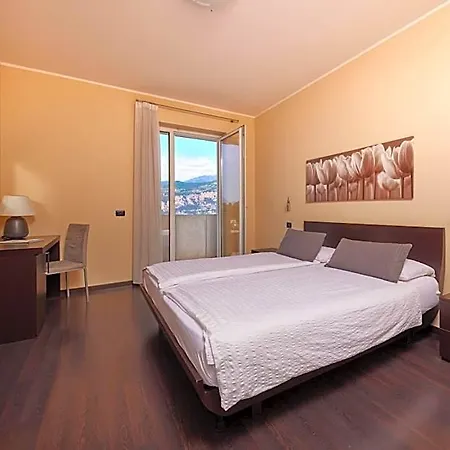 Smeralda 3* Malcesine