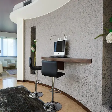 Отель Smeralda Мальчезине