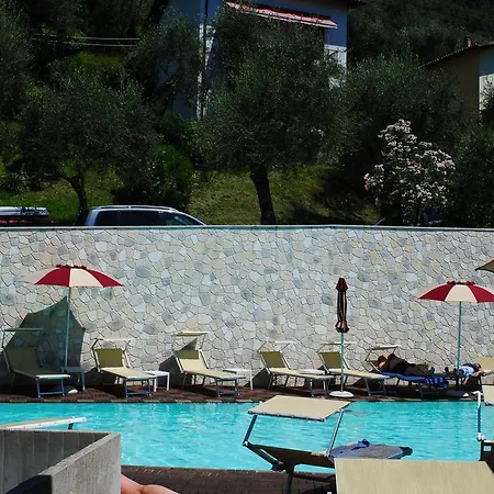 Отель Smeralda Мальчезине