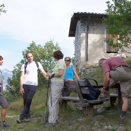 Отель Smeralda 3*