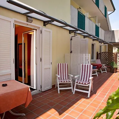 Отель Smeralda Мальчезине