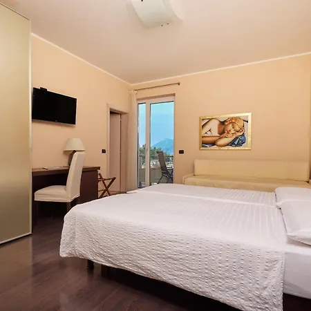 Smeralda 3* Μαλτσεζίνε