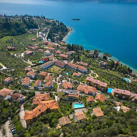 Hotell Smeralda 3*